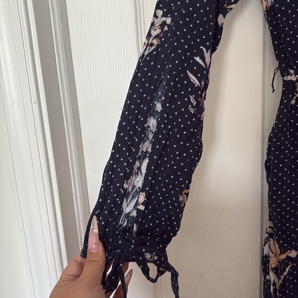 Band of Gypsies Polka Dot Floral Wrap Dress - Picture 3 of 6